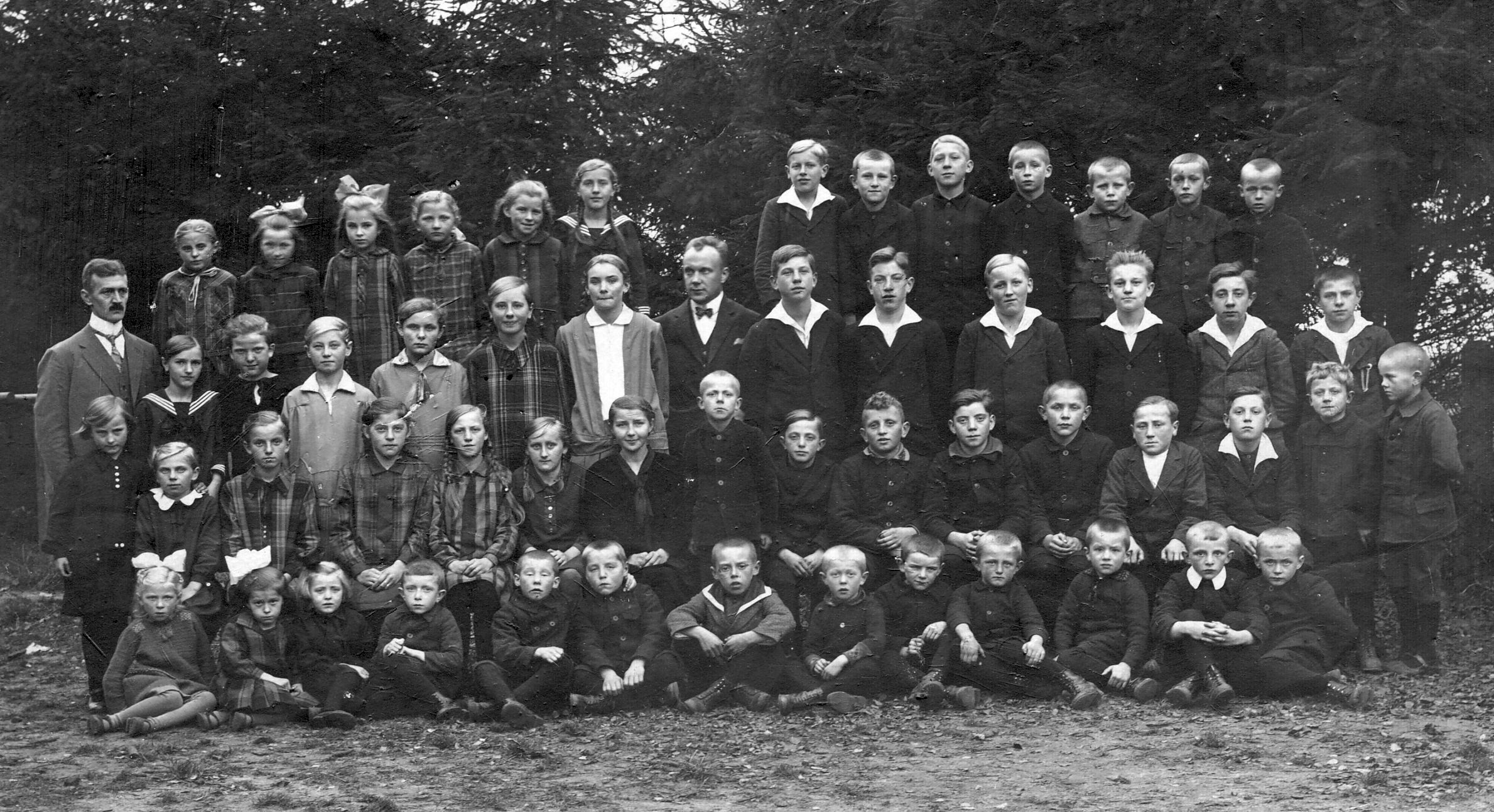 1928